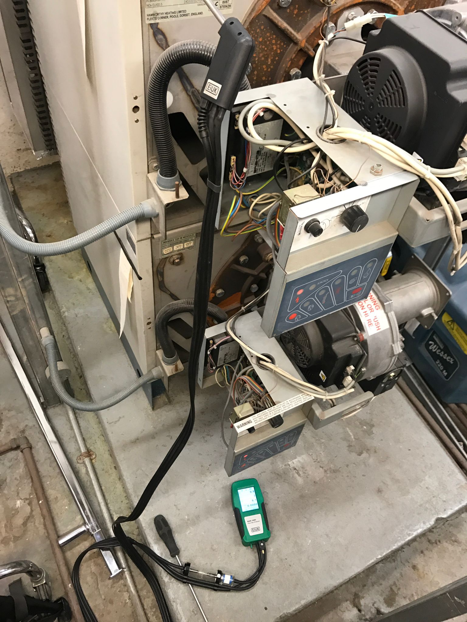 gas safe registered engineer near me Camberwell, SE5